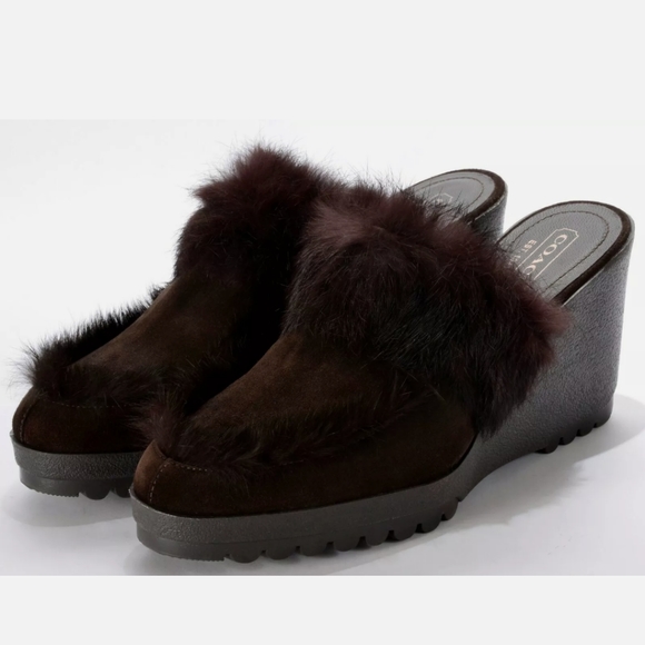 NWOB COACH Kaela Suede Rabbit Fur Platform Wedges Mules Clogs. 8B - Picture 1 of 4